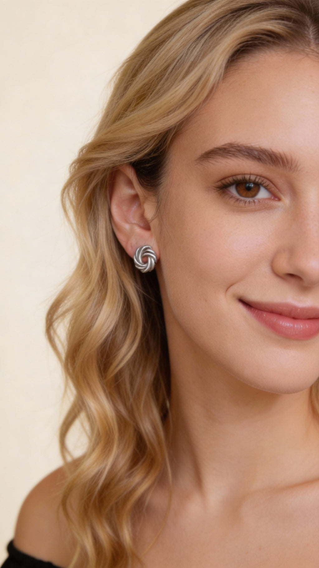 ROMY | Clous d'oreilles en argile polymère