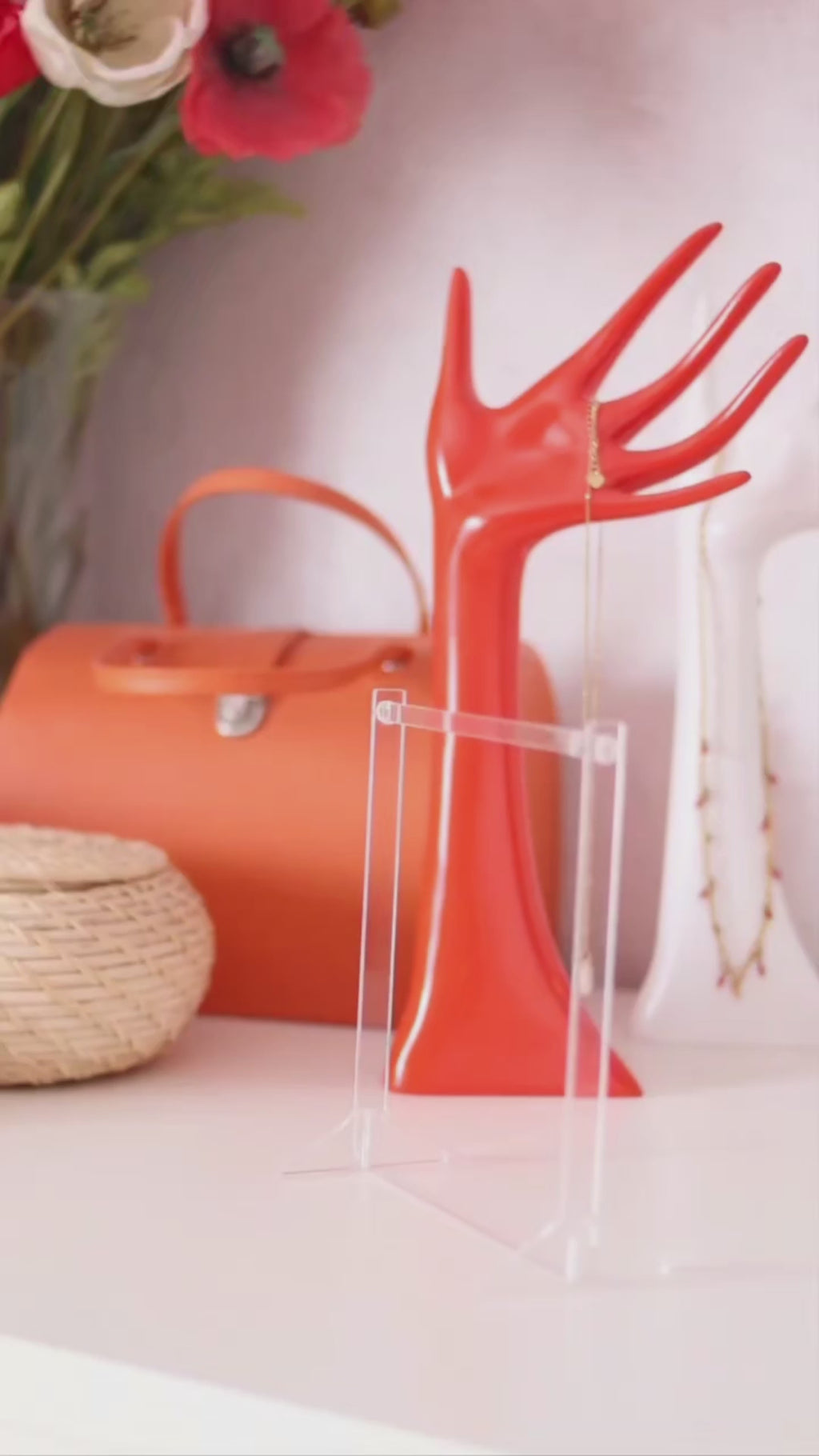 Cintre acrylique porte boucles d'oreilles