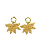 Boucles d'oreilles ROXANNE — pendentif feuilles argile polymère doré fait main